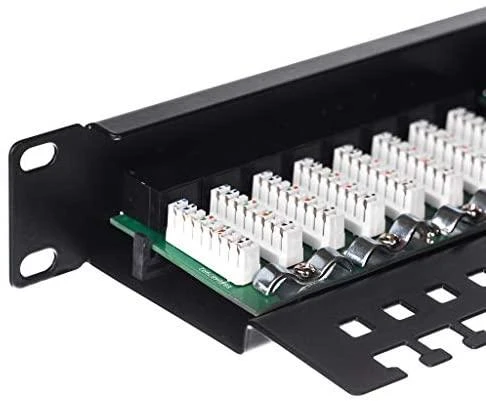 NETRACK 104-08 patch panel 19inch 24-jungtys kat. 6 UTP su lentyna