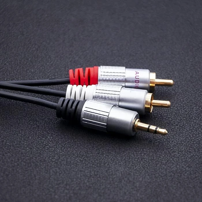 QOLTEC 52340 Kabelis 2xRCA Mini Jack 3,5mm vyriškas 2m Juodas