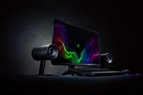 Kolonėlės Razer Nommo Chroma (Juodos) su apšvietimu