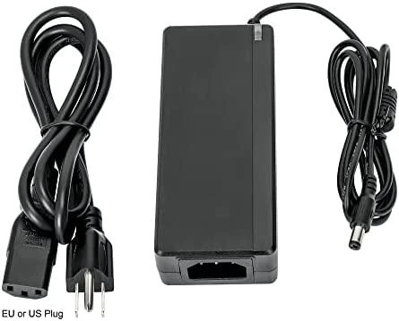 Šakotuvas Intellinet 561822 jungiklis Gigabit 4x RJ45 PoE+, 1x RJ45 Uplink, 1x lizdas SFP