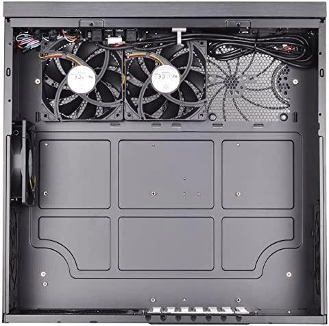 „SilverStone SST–GD07B–C“ – „Grandia Airflow“ stacionarus kompiuteris, USB–C – juodas