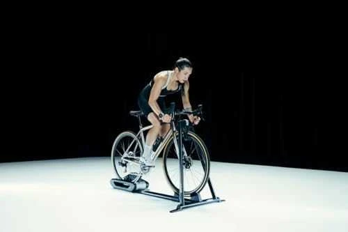 Wahoo KICKR ROLLR Smart Trainer dviračių treniruoklis