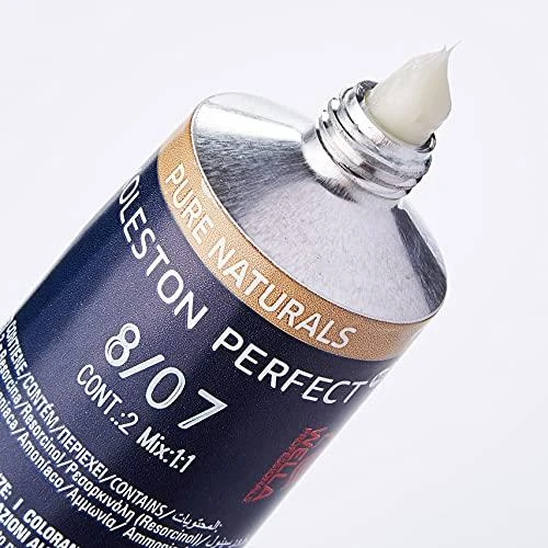 Wella Professionals Koleston Perfect Me+ Permanent Hair Dye 8/07 Light Skirtas šviesiems plaukams Natural Chestnut, 60 ml