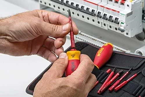 Atsuktuvas WIHA VDE Stubby VDE Elektrikams 1000 V, su 3 antgaliai Slim bit, SB