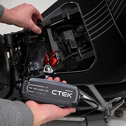 Ctek 12V 2.3A CT5 Powersport kroviklis