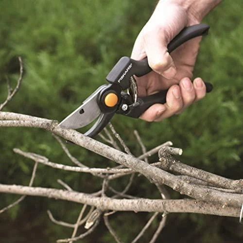 FISKARS Sekatorius profesionalus P90 (1001530)