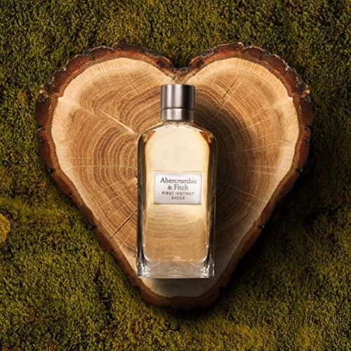 Abercrombie And Fitch First Instinct Sheer kvepalų purškalas 30ml