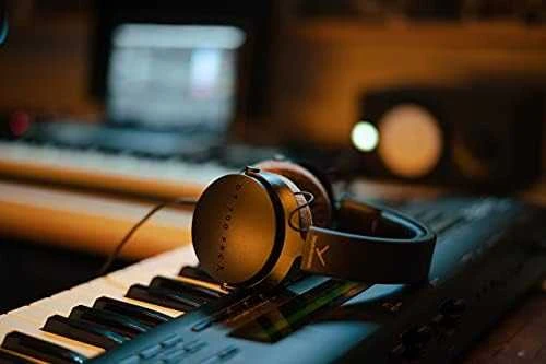 Beyerdynamic Studijinės ausinės DT 700 PRO X su laidu, juodos
