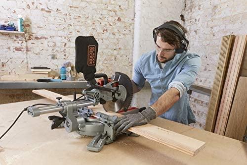 Black & Decker Skersinio pjovimo staklės BES700-QS; 1600 W; 216 mm