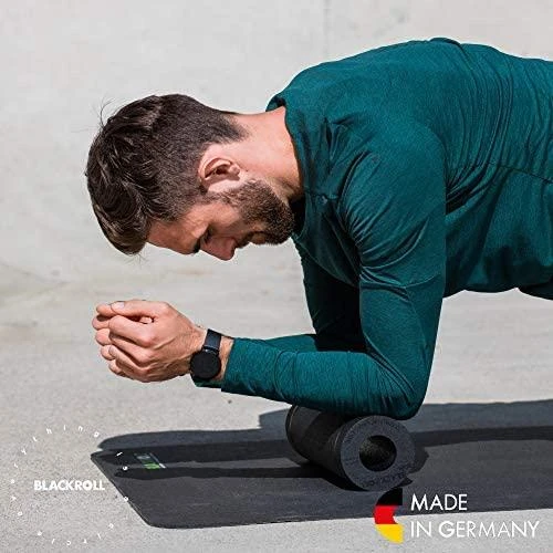 Masažinis putų volelis BLACKROLL SLIM, juodos spalvos