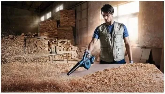 Pūstuvas Bosch GBL 18V-120 Professional 18V be akumuliatoriaus ir kroviklio