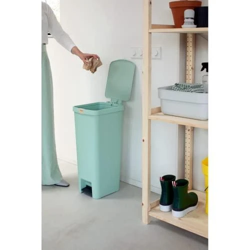Šiukšliadėžė Brabantia na pedał žalia (800108)
