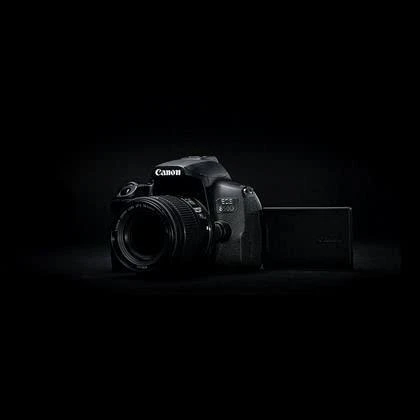 Canon EOS 850D 18-135mm IS USM
