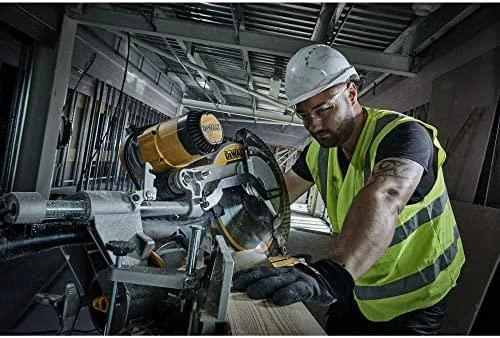 DEWALT diskinis pjūklas 305x30mmx48z