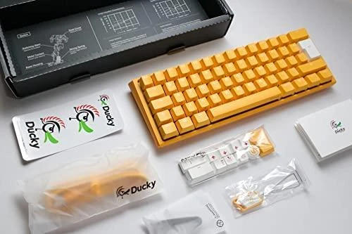 Ducky One 3 Geltona Mini klaviatūra žaidimams, RGB LED – MX–Juodas – DE išdėstymas