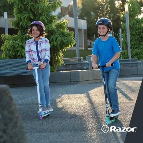 Paspirtukas Razor Party Pop Scooter, Baltas