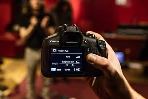 Canon EOS 2000D 18-55 III EU26 SLR fotoaparatų komplektas, megapikselis 24,1 MP, ISO 12800, Ekrano įstrižainė 3,0 ", Wi-Fi, vaizdo įrašymas, APS-C, Juodos spalvos