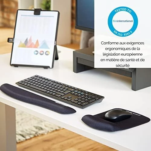 Fellowes PlushTouch juoda - priešais klaviatūrą