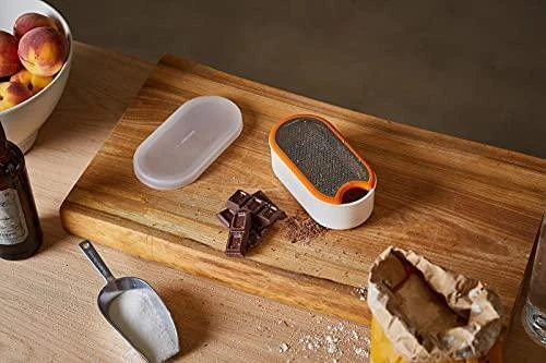 Fiskars Functional Form Box trintuvė