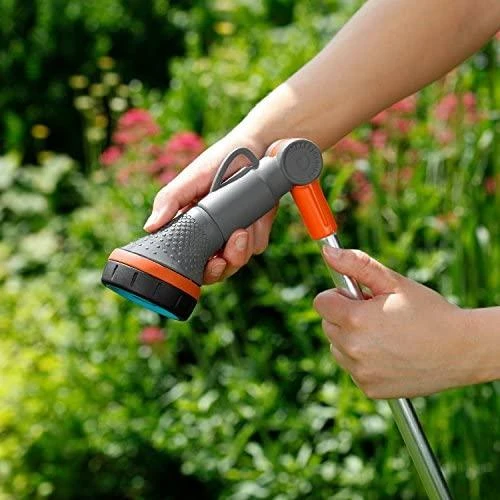Gardena Ilgakotis purkštuvas kabantiems gėlių krepšeliams laistyti „GARDENA Comfort“