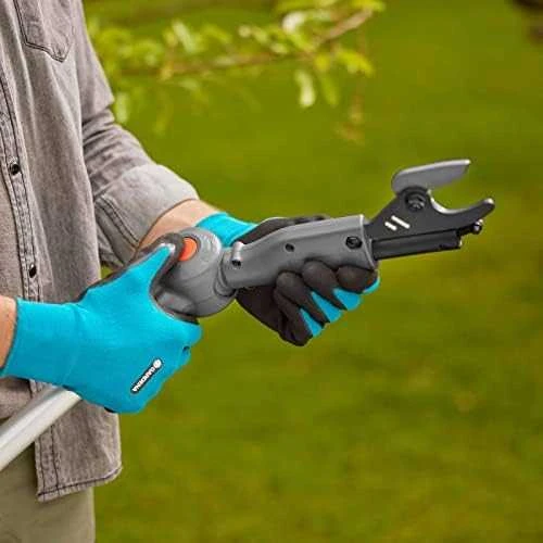 Gardena Akumuliatorinės teleskopinės genėjimo žirklės HighCut 360/18V P4A, paruoštas naudojimui rinkinys