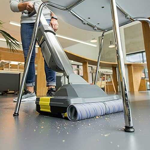 Grindų plovimo mašina Karcher BR 301 C Bp (be akumuliatoriaus ir pakrovėjo)