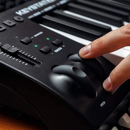 M-AUDIO Keystation 61 MK3 MIDI klaviatūra