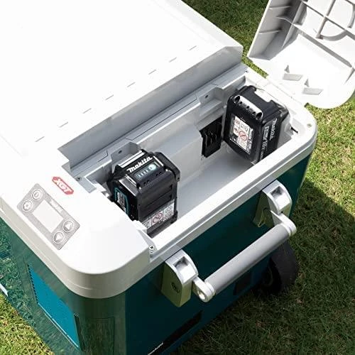 Makita CW002GZ Akumuliatorinis maisto šaldytuvas-šildytuvas XGT / LXT / 230V / 12-24V / 50L