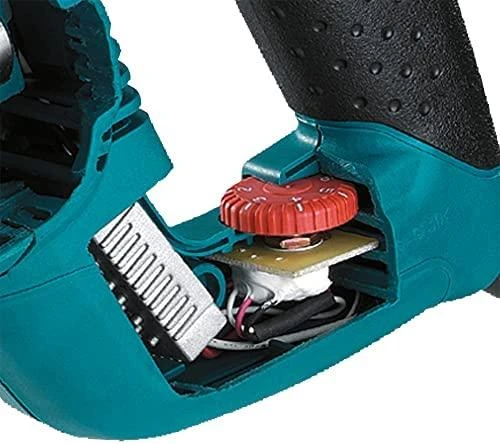 Makita Tiesinis pjūklas JR3070CT 1 510 W • 0 – 2 800 min⁻¹ • 32 mm