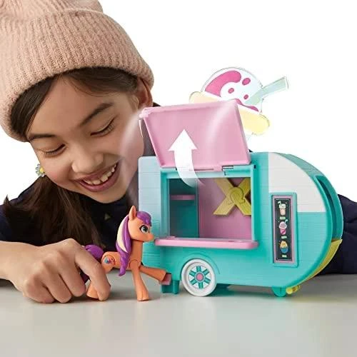 Hasbro My Little Pony Rinkinys „Glotnučių autobusiukas“