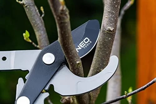 Sekator Teleskopinės šakų genėjimo žirklės NEO 15-253 665-965 mm