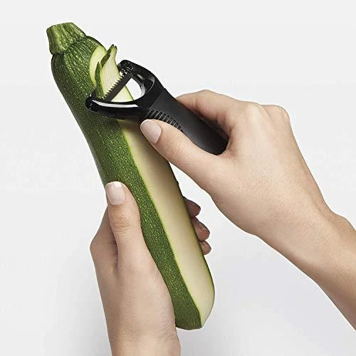 OXO Good Grips Julienne juoda