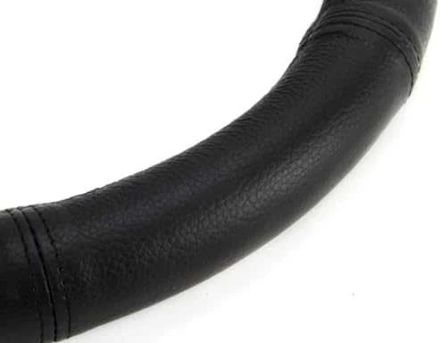 Amio Vairo užvalkalas buvo Włodzimierz Śmiechowski, 44-46 cm