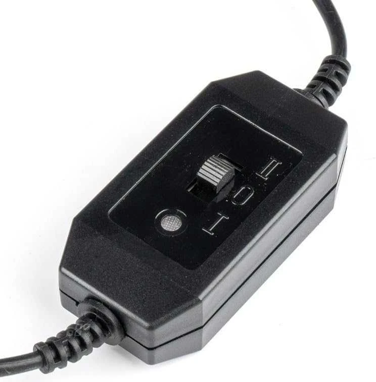 Amio Automobilio ventiliatorius su spaustuku 4,5" 12V