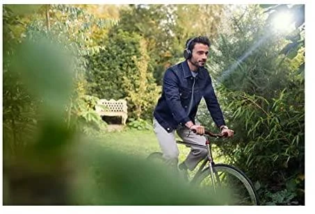 Philips TAH5205BK ausinės važiuojant dviračiu lauke
