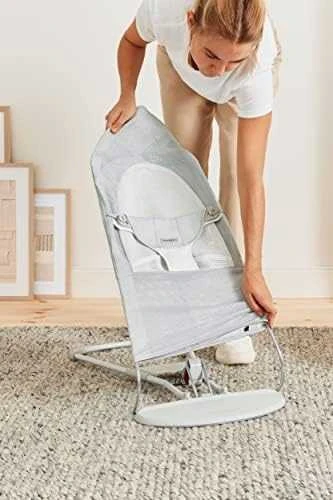 BABYBJORN gultukas Balance Soft Mesh, sidabrinis/baltas, 005129A