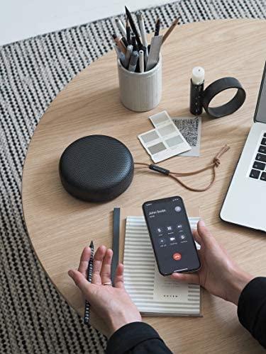 Bang & Olufsen Beosound A1 2nd Gen Nešiojama belaidė Bluetooth kolonėlė su balso asistentu, Pilka