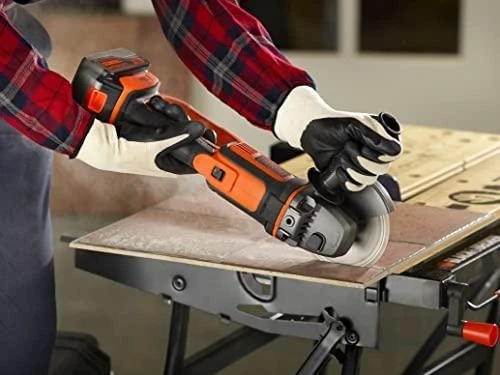 Black & Decker Juodas & Decker Juodas & Decker Juodas & Decker akumuliatorinis kampinis šlifuoklis BCG720M1 - 18Volt