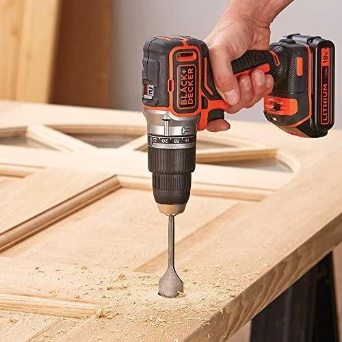 Black & Decker Juodas & Decker Suktuvas-gręžtuvas Juodas & Decker BL188N-XJ; 18 V (be akumuliatoriaus ir pakrovėjo)