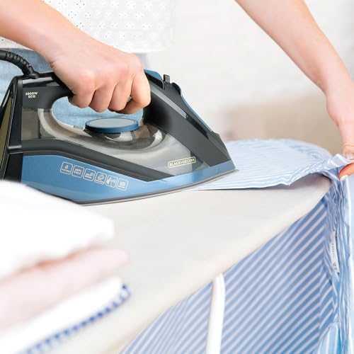 Black & Decker Juodas & Decker Lygintuvas - Juodas & Decker BXIR2801E