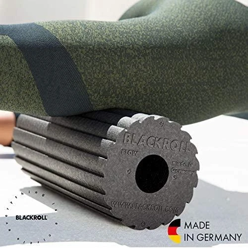Masažinis volas BLACKROLL® FLOW, juodos spalvos