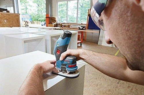 Bosch Akumuliatorinė rankinė freza GKF 12V-8, be akumuliatoriaus ir kroviklio