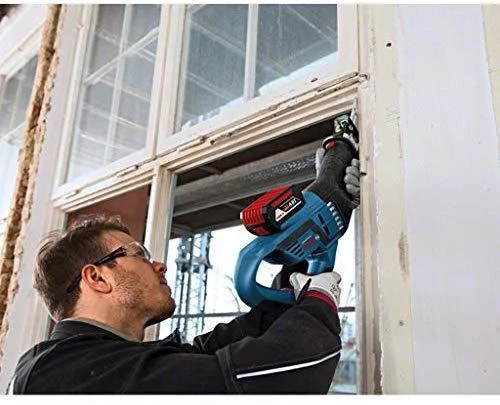Bosch GSA 18V-32, CC be akumuliatoriaus ir kroviklio
