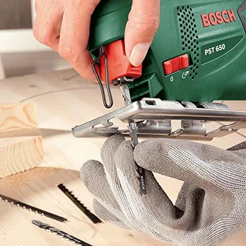 Bosch Siaurapjūklis | PST 650 | 500 W | Plastic case