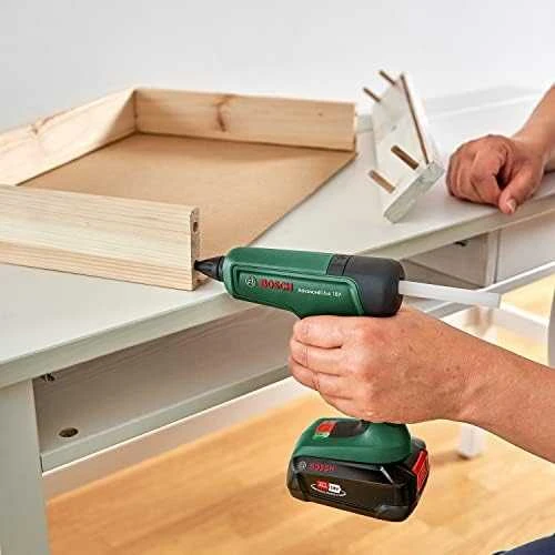 Akumuliatorinis karštų klijų pistoletas Bosch Advanced Glue 18V