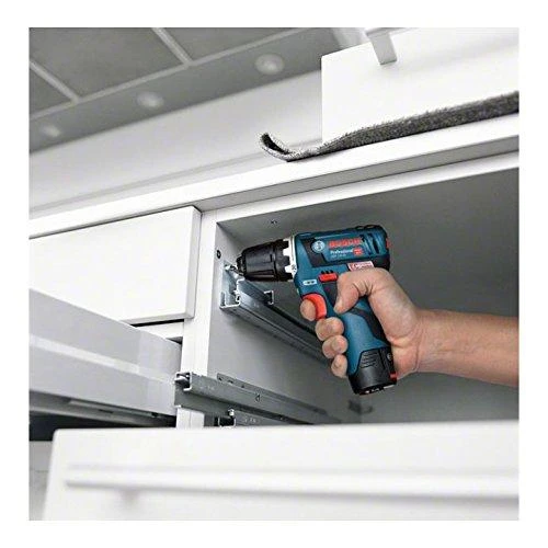 Bosch 12V suktuvas montuojant baldų stalčius