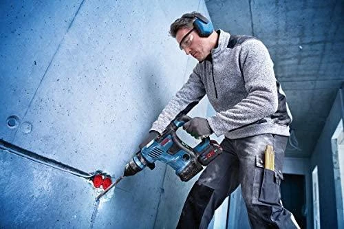 Bosch GBH 18V-34 CF, CC be akumuliatoriaus ir kroviklio