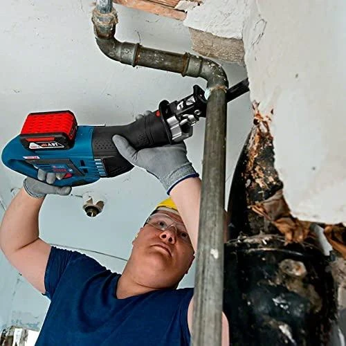 Bosch Akumuliatorinis universalus pjūklas GSA 18V-32, be akumuliatoriaus ir kroviklio