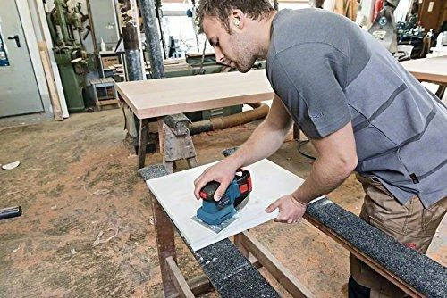 Bosch Akumuliatorinis vibracinis šlifuoklis GSS 18V-10, be akumuliatoriaus ir kroviklio