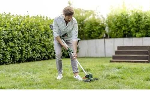 Bosch Akumuliatorinė žoliapjovė UniversalGrassCut 18V-260 2x2.0Ah